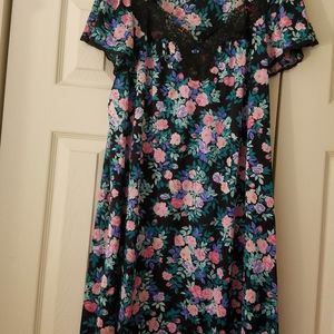 Vintage Vanity Fair Nightgown